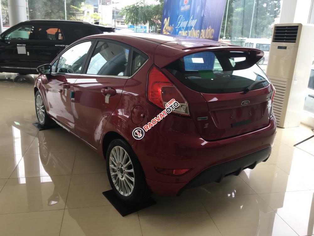 Giao ngay Ford Fiesta Ecoboost 1.0 màu đỏ tại An Đô Ford, hỗ trợ trả góp 90%, L/h: 0963483132-3