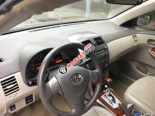 Chính chủ bán Toyota Corolla altis đời 2010, màu đen-4