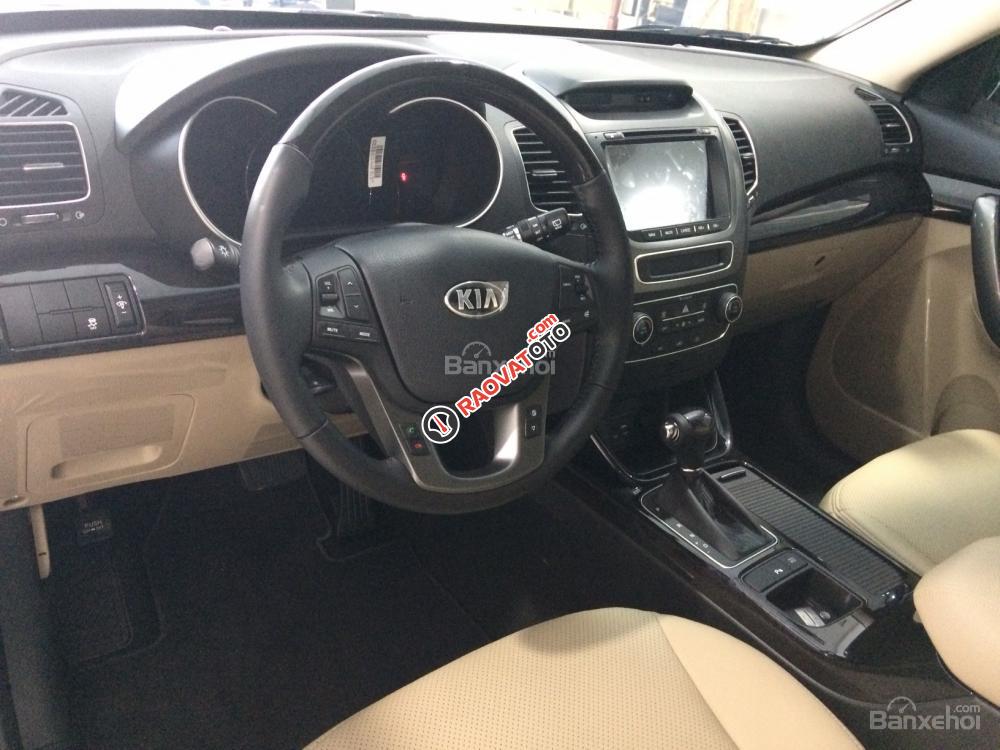 Kia Sorento GAT đời 2018, màu trắng, giá ưu đãi chỉ có tại Nha Trang-5