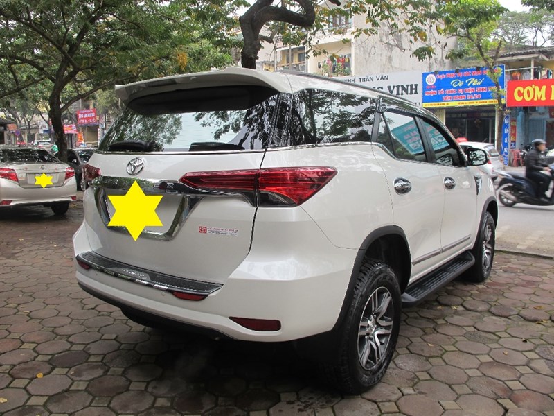 Xe Toyota Fortuner đời 2016, màu trắng, nhập khẩu chính hãng-6