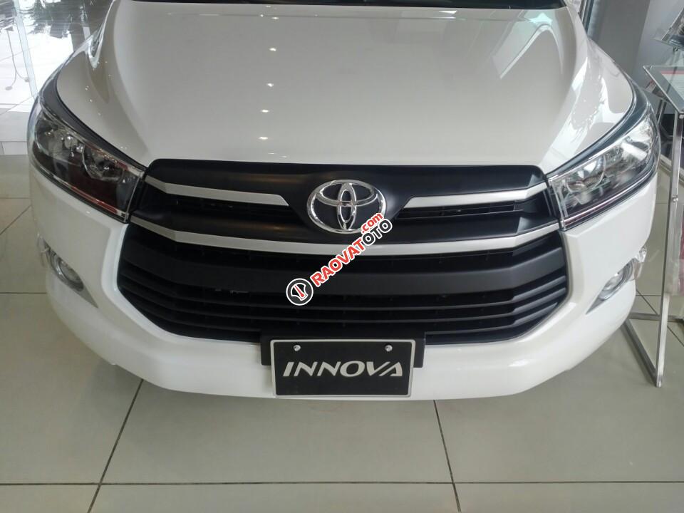 Bán Toyota Innova giảm giá sâu 70 triệu + hỗ trợ trả góp 85%, liên hệ 0976112268-4