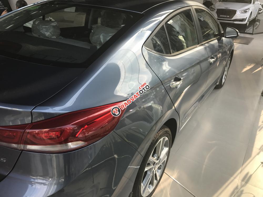Bán xe Hyundai Elantra 1.6 AT 2017-2
