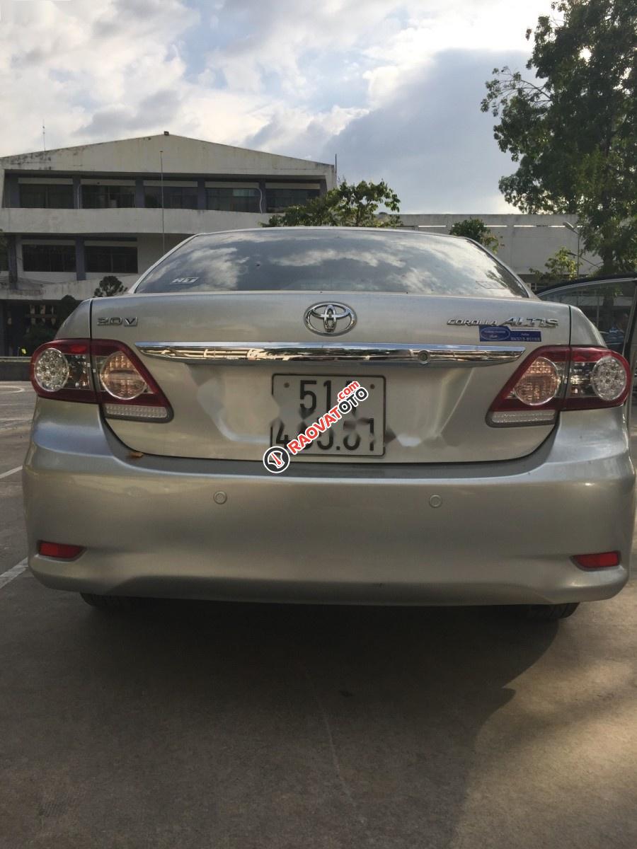 Bán Toyota Corolla altis 2.0 V đời 2013, màu bạc-8