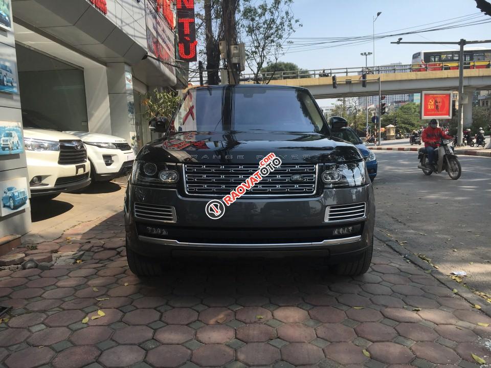 Cần bán xe LandRover Range Rover SV Autobiography 2017, hai màu xám đen, nhập khẩu từ Mỹ mới 100%. LH 093.798.2266-1