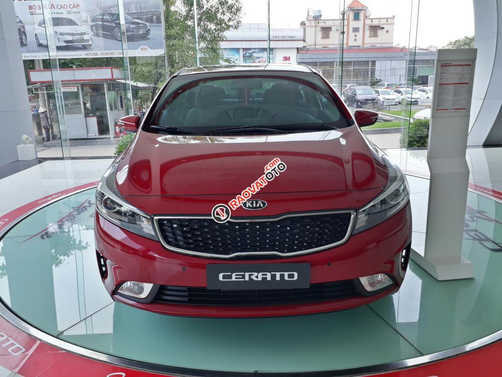 Kia Cerato giá hot, khuyến mãi hot nhất tháng 11/2017. Liên hệ 0909.345.296 để có thông tin-0