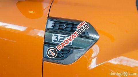Bán xe Ford Ranger Wildtrak 3.2 4x4 2018, màu cam, xe nhập-10