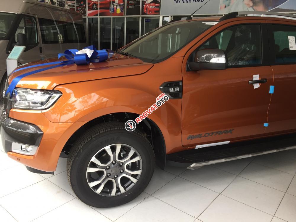 Ranger Wildtrak, giá tốt nhất, tặng nắp thùng, lót thùng, phụ kiện-2