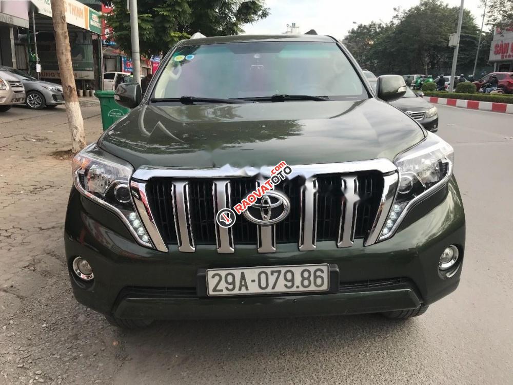 Xe Toyota Prado TXL năm 2010, màu xanh lam, xe nhập như mới-0