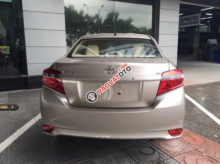 Toyota Long Biên giảm giá sốc Vios 2017, trả góp chỉ từ 150tr, lãi suất 0.6%/tháng, giao xe tận nhà, LH: 0945501838-7