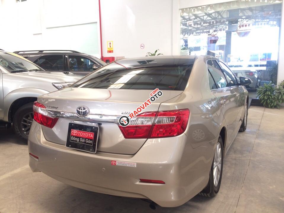 Bán xe Camry 2.0E sản xuất 2013 màu nâu vàng, biển số thành phố-4