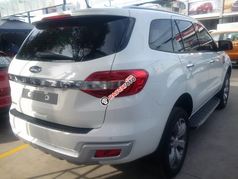 Ford Everest 2.2L AT 2017 mới nhất - Dịch vụ hậu mãi đạt tiêu chuẩn 5S. Giá dự kiến ưu đãi-2