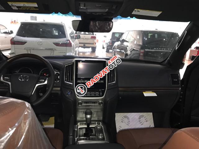 Toyota Land Cruiser 5.7V8 2017 xuất Mỹ. LH; 0904927272-9