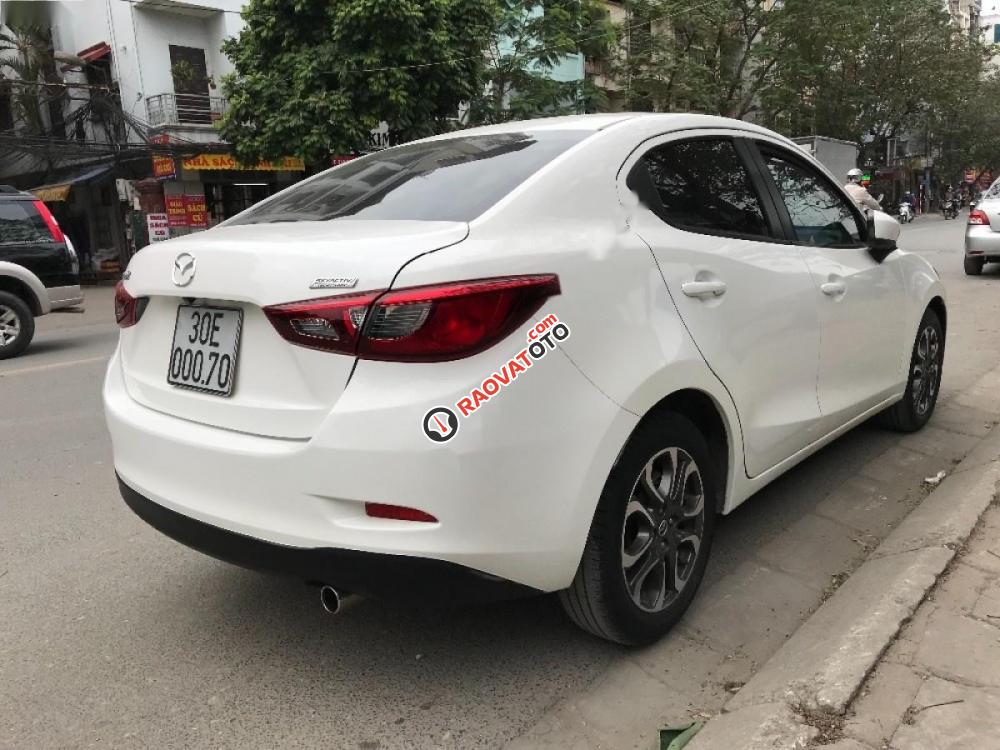 Cần bán xe Mazda 2 1.5 AT đời 2015, màu trắng chính chủ-6