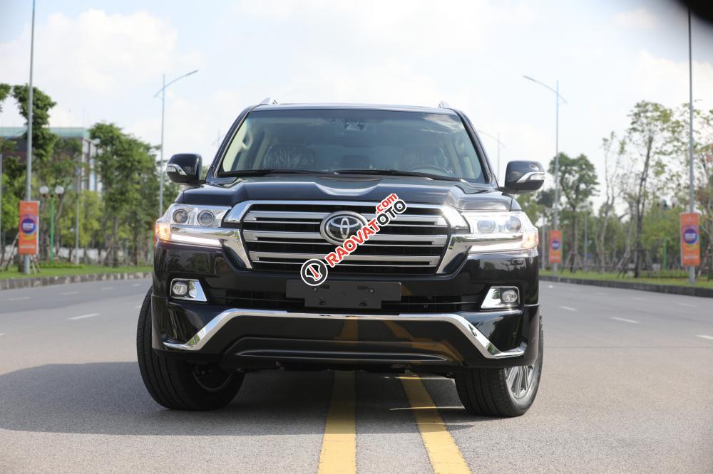 Giao ngay, bán Land Cruiser V8 5.7, VXS 4.6 màu đen, trắng, giá tốt nhất thị trường-7