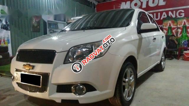 Bán ô tô Chevrolet Aveo LT 2016, màu trắng số sàn-4