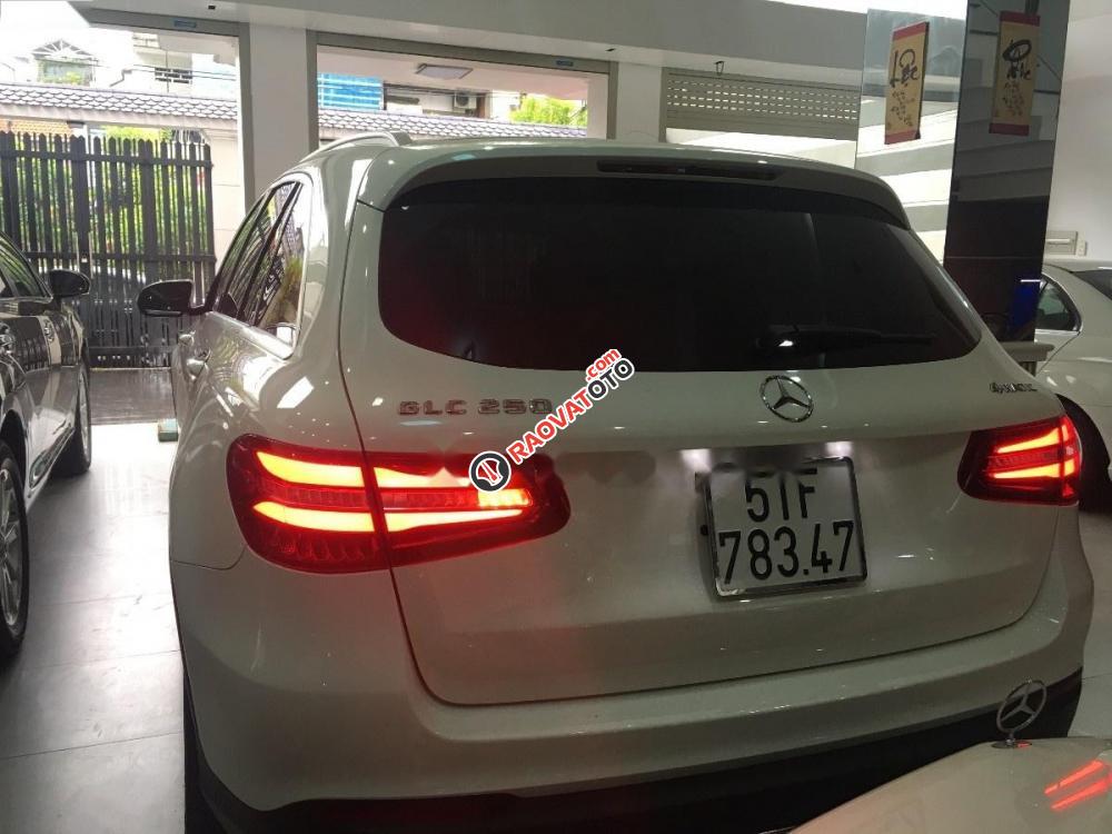 Cần bán xe Mercedes GLC 250 đời 2016, màu trắng, nhập khẩu nguyên chiếc-7