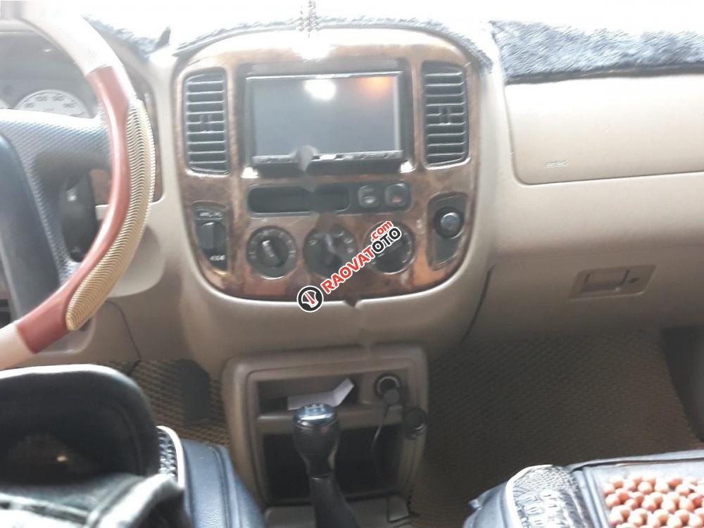 Cần bán xe Ford Escape 2.0L 4x4 MT sản xuất 2004, màu đen-2