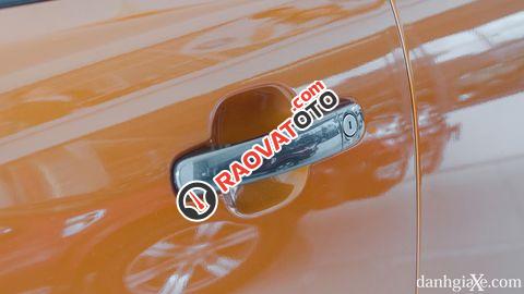 Bán xe Ford Ranger Wildtrak 3.2 4x4 2018, màu cam, xe nhập-11