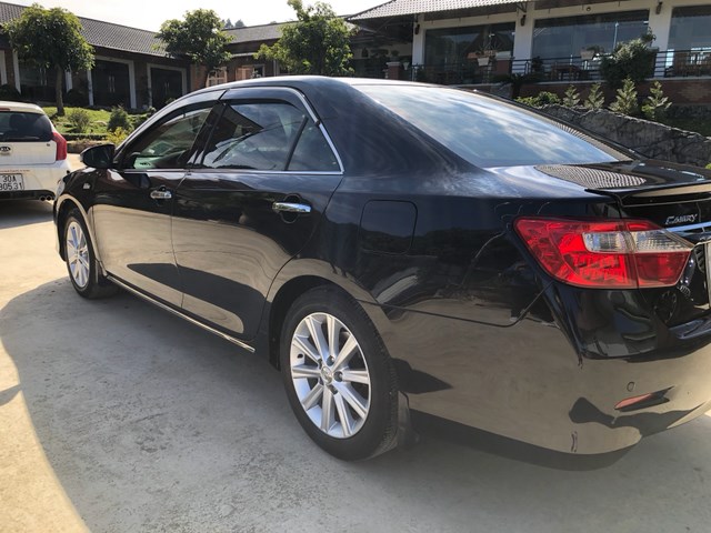 Cần bán lại xe Toyota Camry đời 2013, nhập khẩu chính hãng, như mới, 863 triệu-6