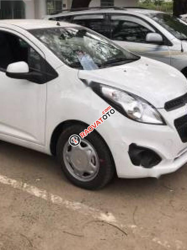 Bán xe Chevrolet Spark LS 1.2 MT đời 2017, màu trắng số sàn-3