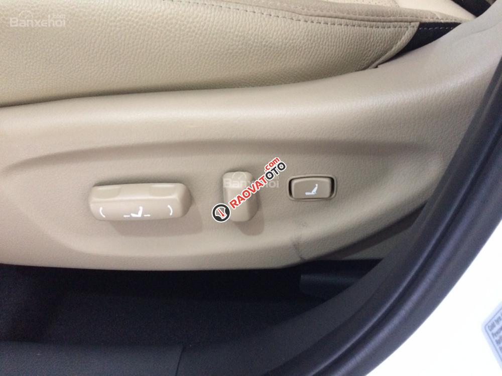 Kia Sorento GAT đời 2018, màu trắng, giá ưu đãi chỉ có tại Nha Trang-7