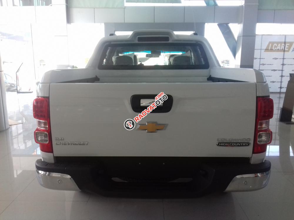 Cần bán xe Chevrolet Colorado LT đời 2017, màu trắng, nhập khẩu nguyên chiếc-3