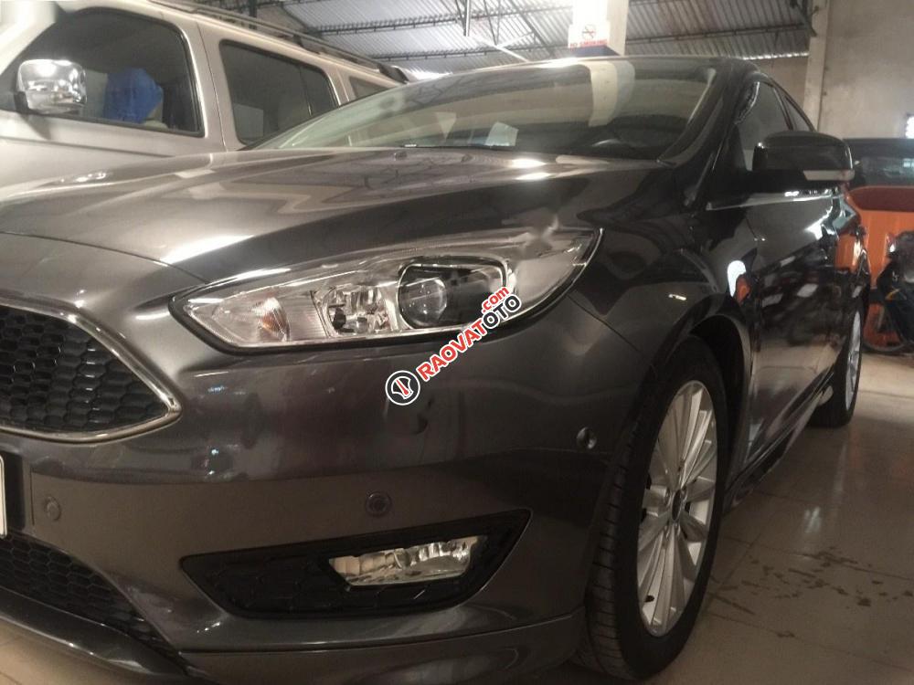 Cần bán gấp Ford Focus 1.5 Ecosboost đời 2016, màu xám-0