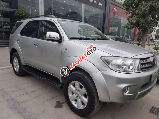 Bán xe Toyota Fortuner 2.5G đời 2011, màu bạc  -5