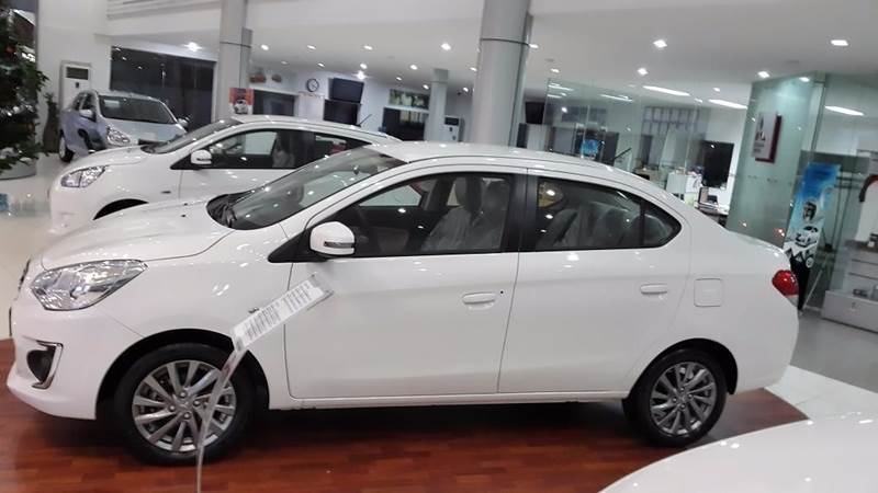 Cần bán xe Mitsubishi Attrage đời 2017, màu trắng, nhập khẩu chính hãng giá cạnh tranh-8