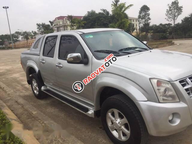 Cần bán gấp Isuzu Dmax đời 2008, màu bạc như mới, giá 225tr-4