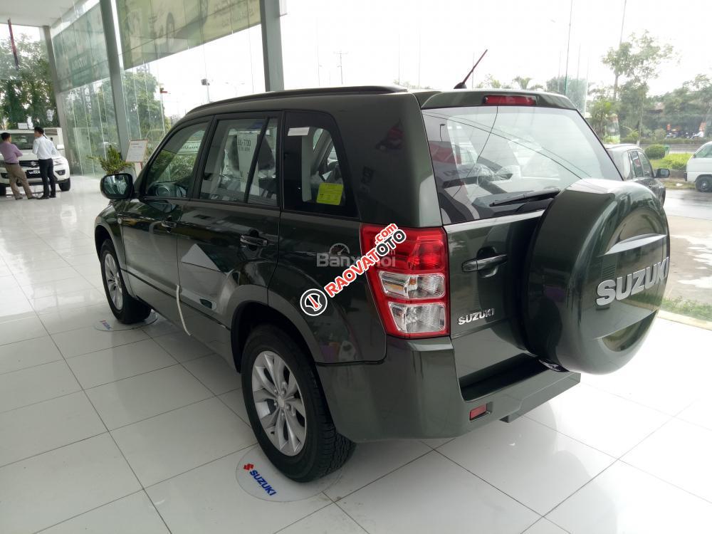 Bán Suzuki Grand Vitara 2016, nhập khẩu, KM 170 triệu tiền mặt tặng full phụ kiện, LH: 0985.547.829-7