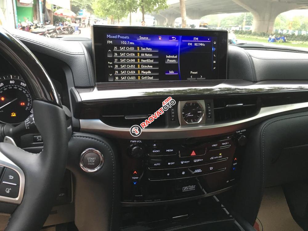 Bán xe Lexus LX 570 Sport Plus 2018, màu đen, nhập khẩu nguyên chiếc-19