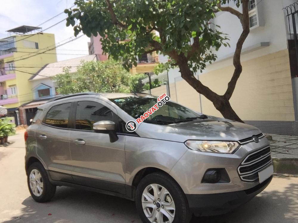 Nhà cần bán chiếc Ford Ecosport 2015 ĐK 2016-0