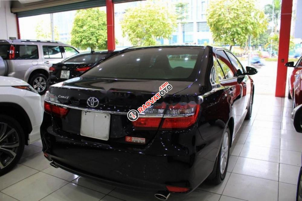 Bán Toyota Camry 2.0E sản xuất 2016, màu đen chính chủ, giá tốt-3