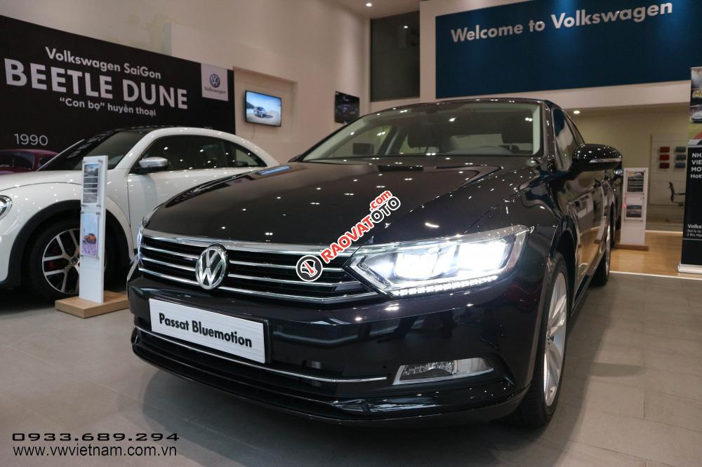 Volkswagen Passat Bluemotion màu đen Deep Black 1 chiếc duy nhất - Hotline 0933689294-0