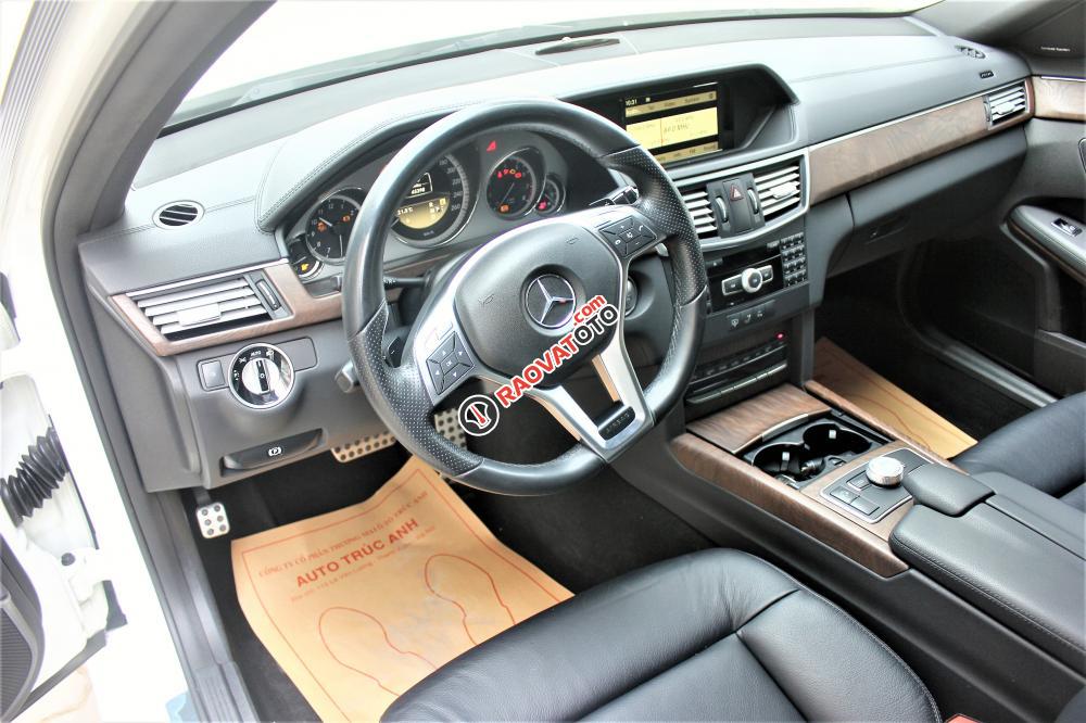 Bán Mercedes E300 AMG đời 2012, màu trắng-9