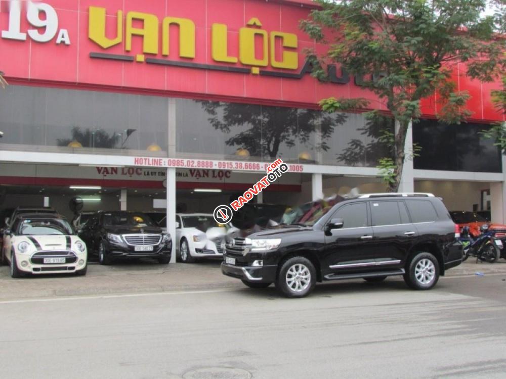 Bán Toyota Land Cruiser VX V8 đời 2016, màu đen, nhập khẩu nguyên chiếc-5