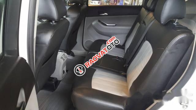 Bán xe Chevrolet Orlando LTZ đời 2016, màu trắng, giá tốt-3