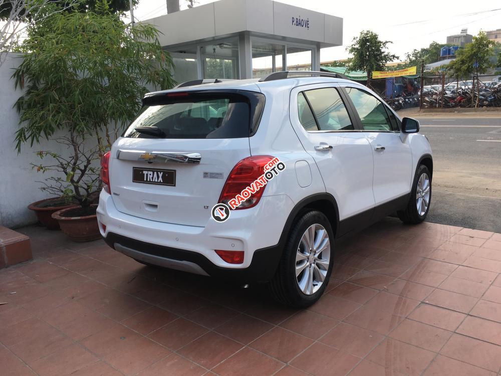 Bán Chevrolet Trax 2017 bạn có mức thu nhập trung bình, hãy gọi tôi để nhận xe ngay 0914473744-3