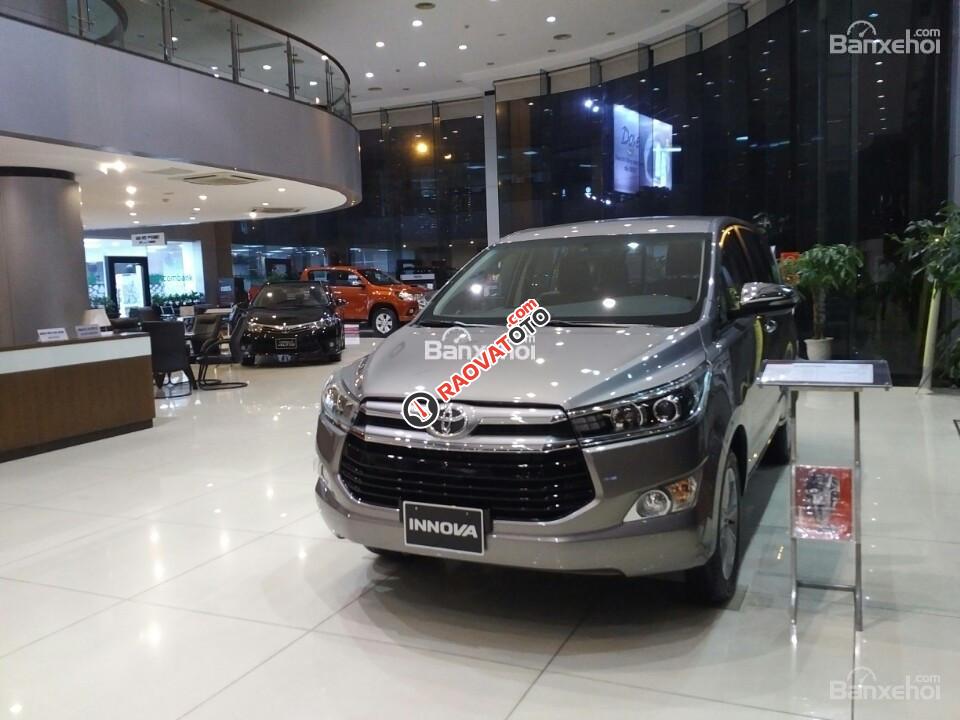 Toyota Innova 2017 - Innova 2.0E giá tốt - Đại Lý Toyota Mỹ Đình/ Hotline: 0973.306.136-11