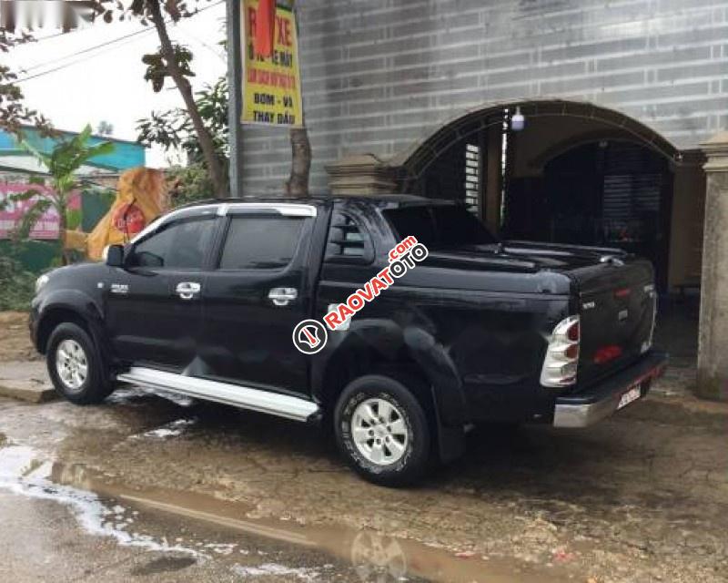 Xe Toyota Hilux 3.0G 4x4 MT đời 2010, màu đen, xe nhập số sàn, 402 triệu-1