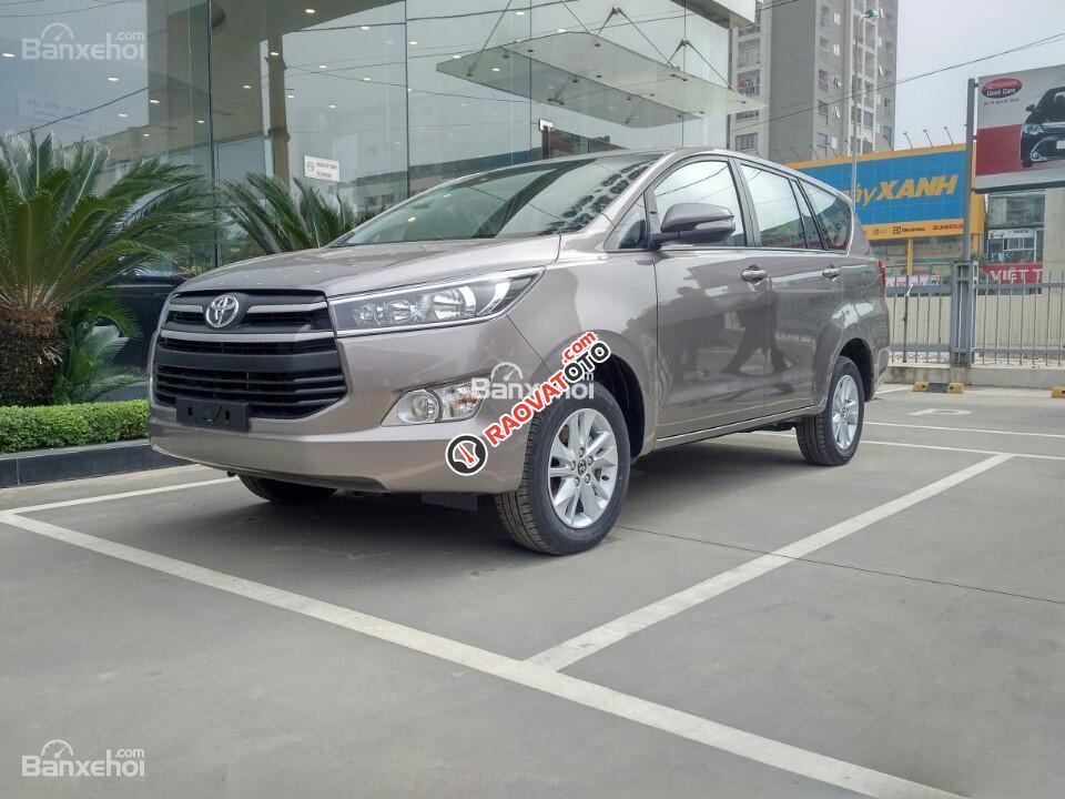 Toyota Innova 2017 - Innova 2.0E giá tốt - Đại Lý Toyota Mỹ Đình/ Hotline: 0973.306.136-13