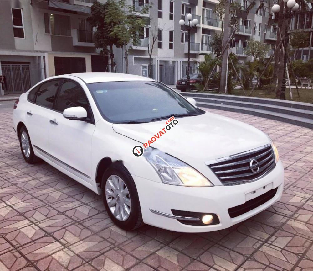 Bán Nissan Teana sản xuất 2010, màu trắng, nhập khẩu, giá chỉ 550 triệu-3