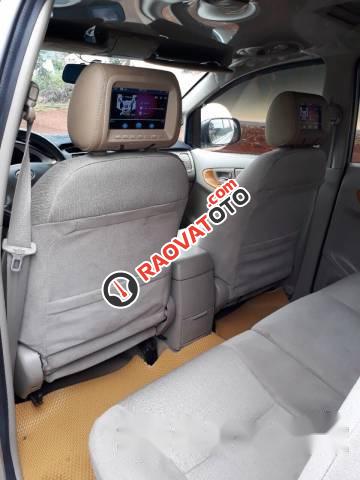 Bán Toyota Innova G đời 2010, màu vàng cát-1