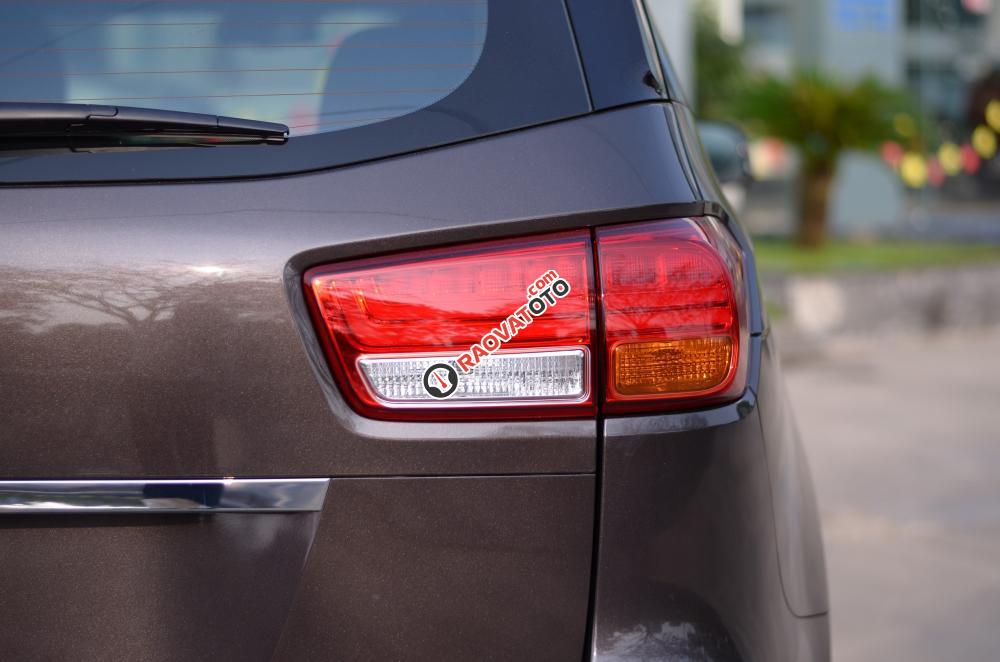 Kia Sedona mới, hỗ trợ vay đến 90%, thủ tục nhanh lẹ, tư vấn nhiệt tình, có xe giao ngay-22