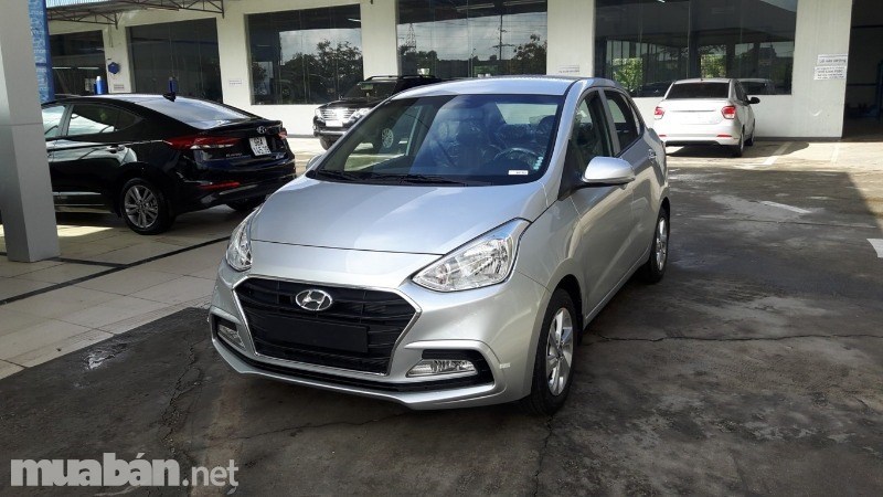 Cần bán Hyundai Grand i10 đời 2017, màu bạc, nhập khẩu nguyên chiếc-0