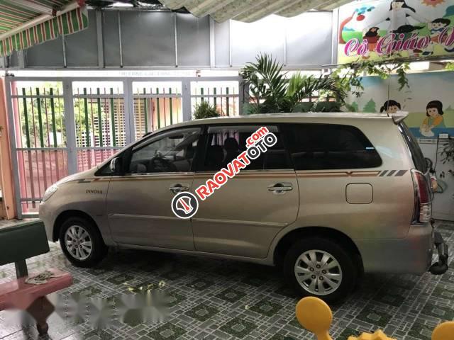 Bán Toyota Innova G đời 2009, màu xám -2