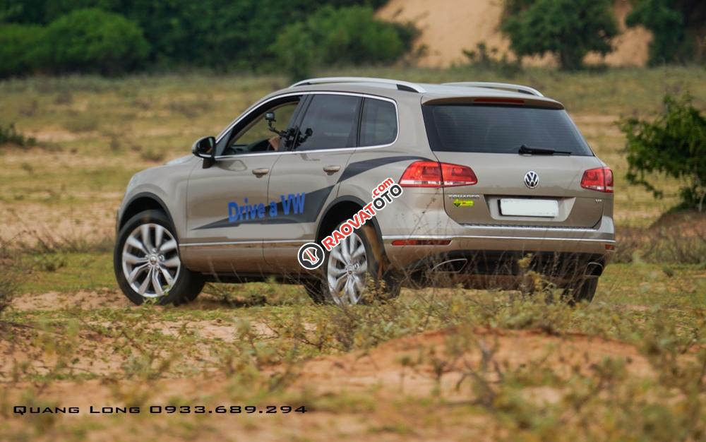 Volkswagen Touareg GP nhập khẩu - LH Hotline 0933 689 294-5