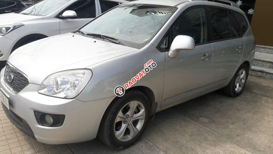 Bán Kia Carens đời 2016, màu bạc giá cạnh tranh-0