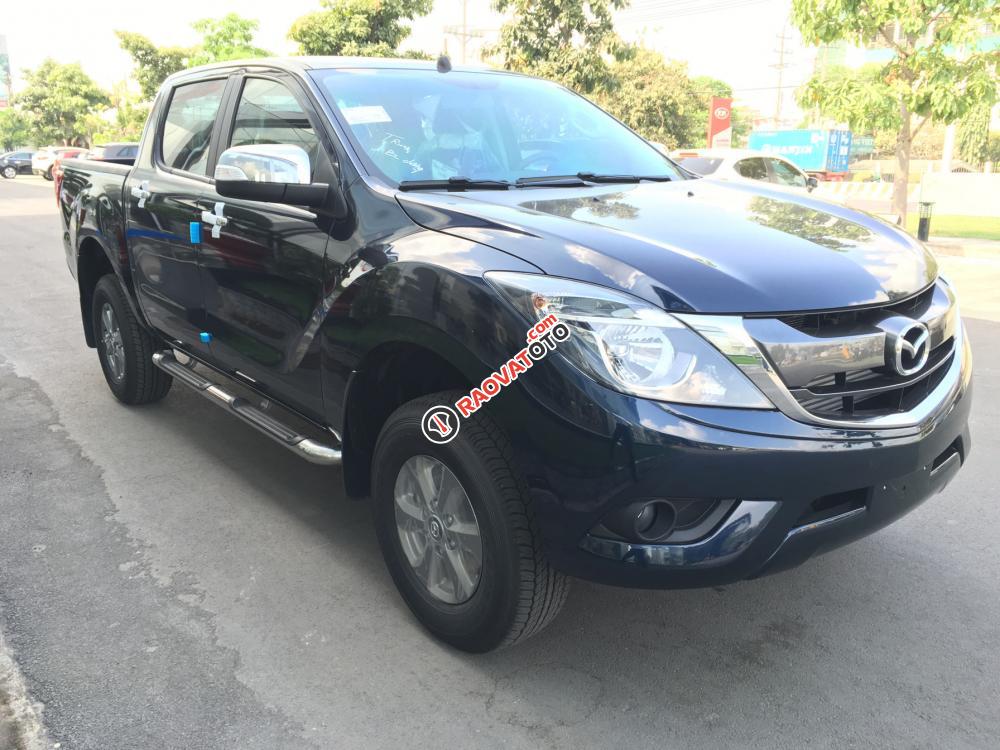 Bán xe Mazda BT 50 đời 2017, màu xanh, xe nhập- Liên hệ 01665.892.196-6